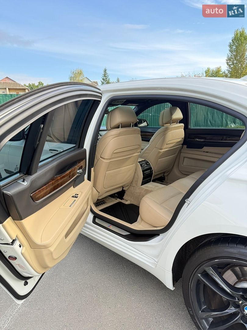 BMW 7 Series 2013 VIN WBAYE4C55DD136915 фото оголошення 15 з 26