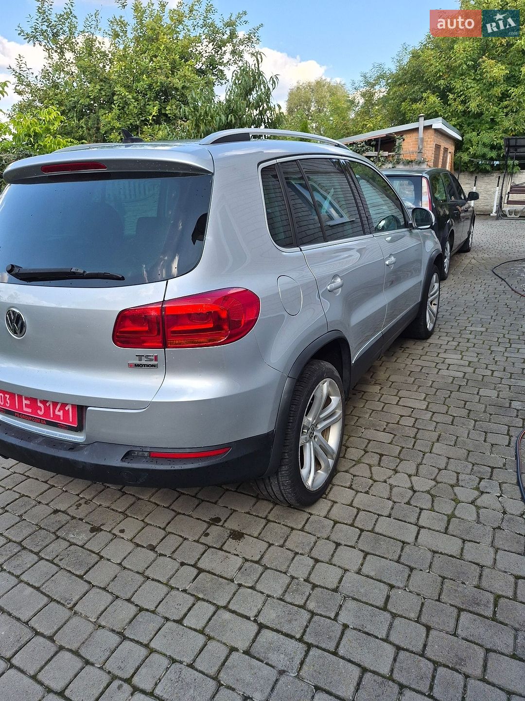 Volkswagen Tiguan 2016 VIN WVGBV7AX7GW594023 фото оголошення 3 з 8