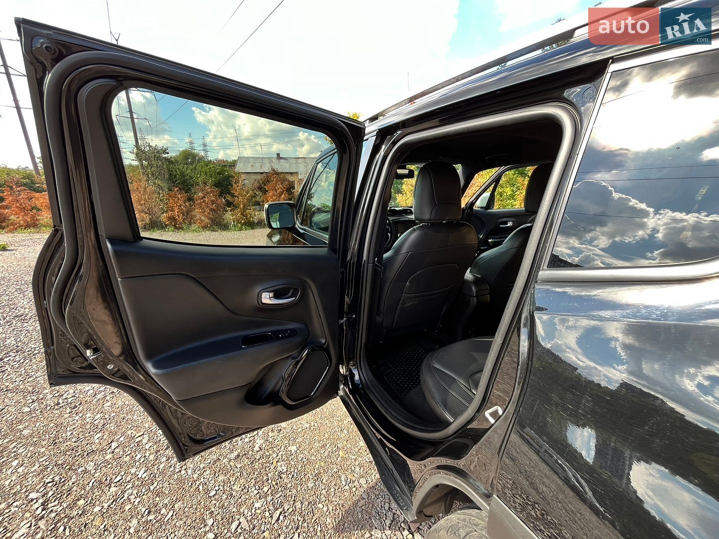 Jeep Renegade 2016 VIN ZACCJBDB3HPE80168 фото оголошення 6 з 39