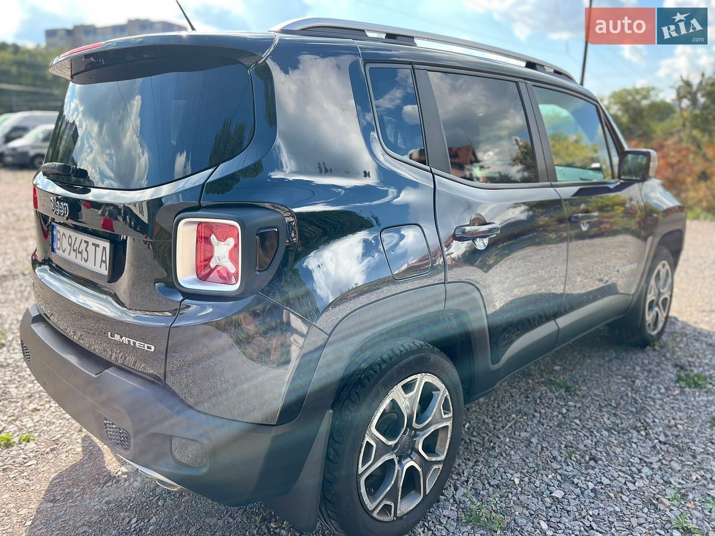 Jeep Renegade 2016 VIN ZACCJBDB3HPE80168 фото оголошення 17 з 39