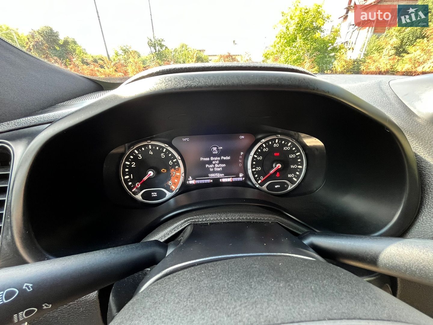 Jeep Renegade 2016 VIN ZACCJBDB3HPE80168 фото оголошення 21 з 39