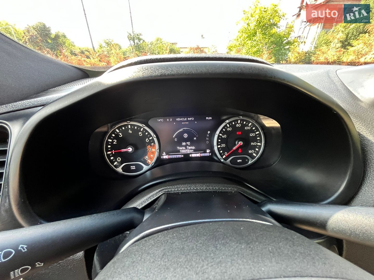 Jeep Renegade 2016 VIN ZACCJBDB3HPE80168 фото оголошення 23 з 39
