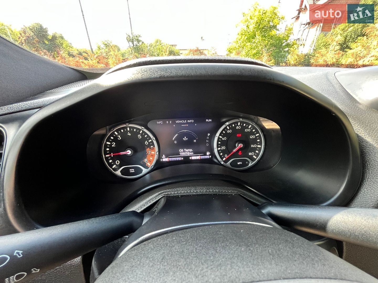 Jeep Renegade 2016 VIN ZACCJBDB3HPE80168 фото оголошення 24 з 39