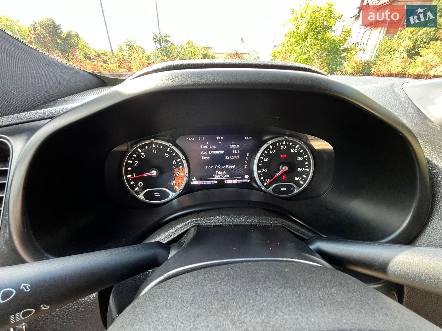 Jeep Renegade 2016 VIN ZACCJBDB3HPE80168 фото оголошення 28 з 39