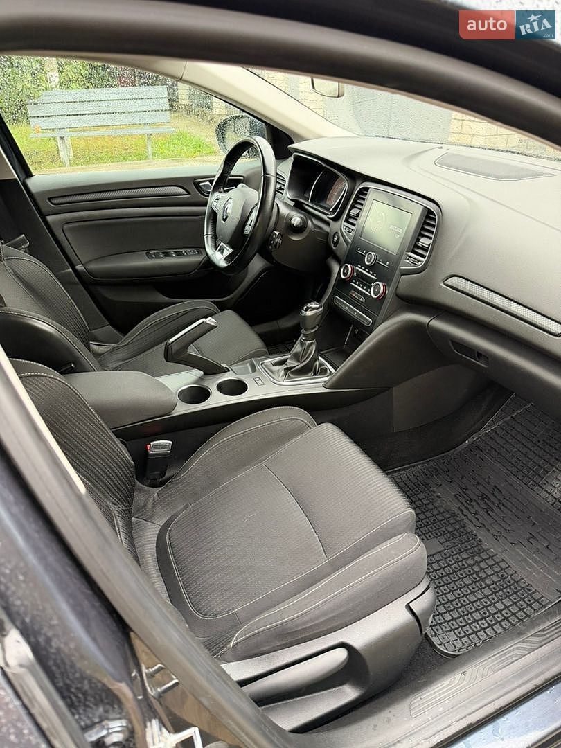 Renault Megane 2017 VIN VF1RFB00258799613 фото оголошення 9 з 14