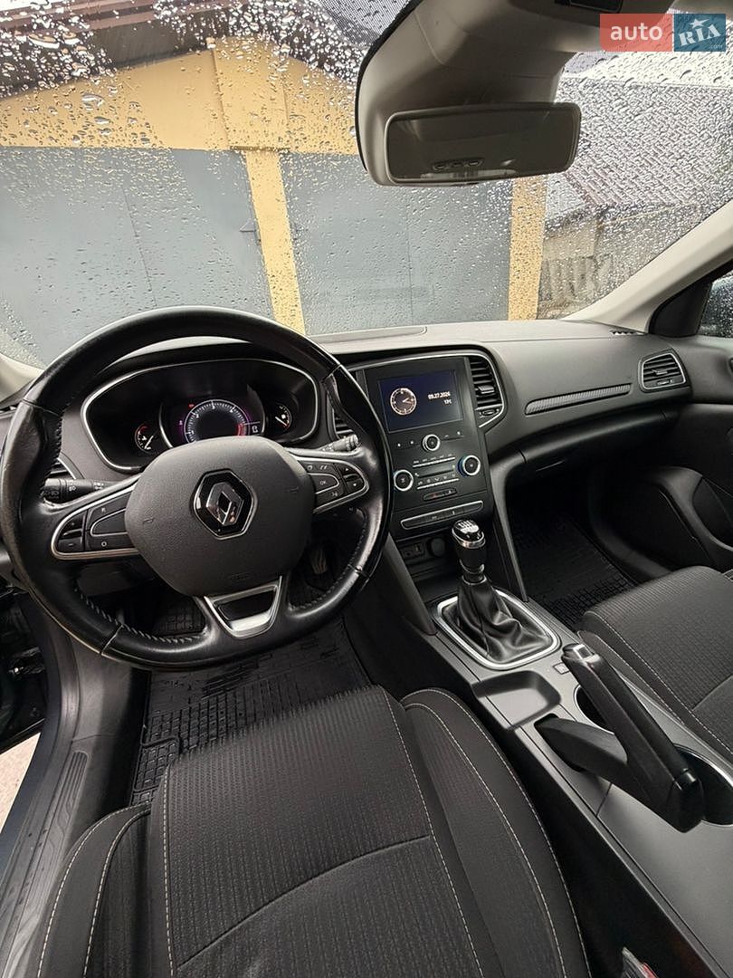 Renault Megane 2017 VIN VF1RFB00258799613 фото оголошення 12 з 14