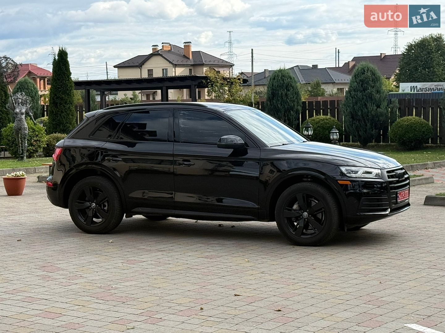 Audi Q5 2017 VIN WA1BNAFY2J2009912 фото оголошення 3 з 17