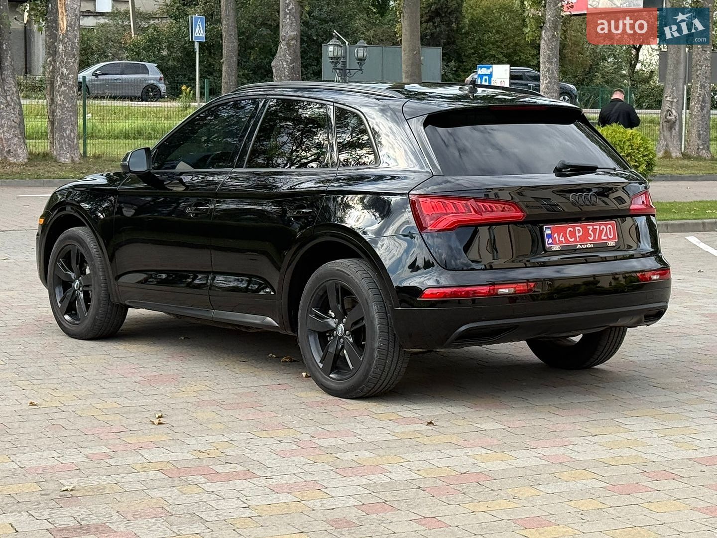 Audi Q5 2017 VIN WA1BNAFY2J2009912 фото оголошення 5 з 17