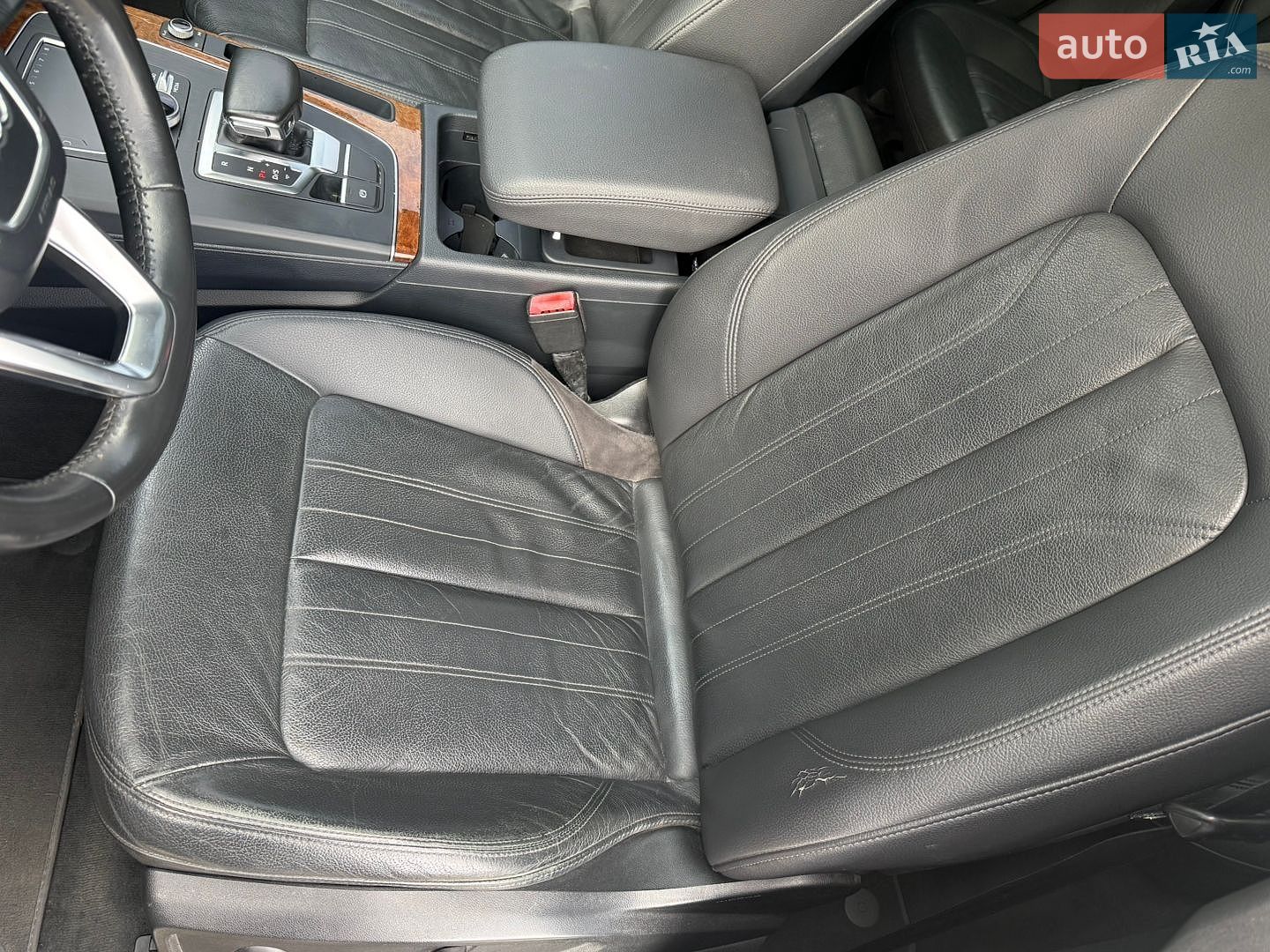 Audi Q5 2017 VIN WA1BNAFY2J2009912 фото оголошення 8 з 17