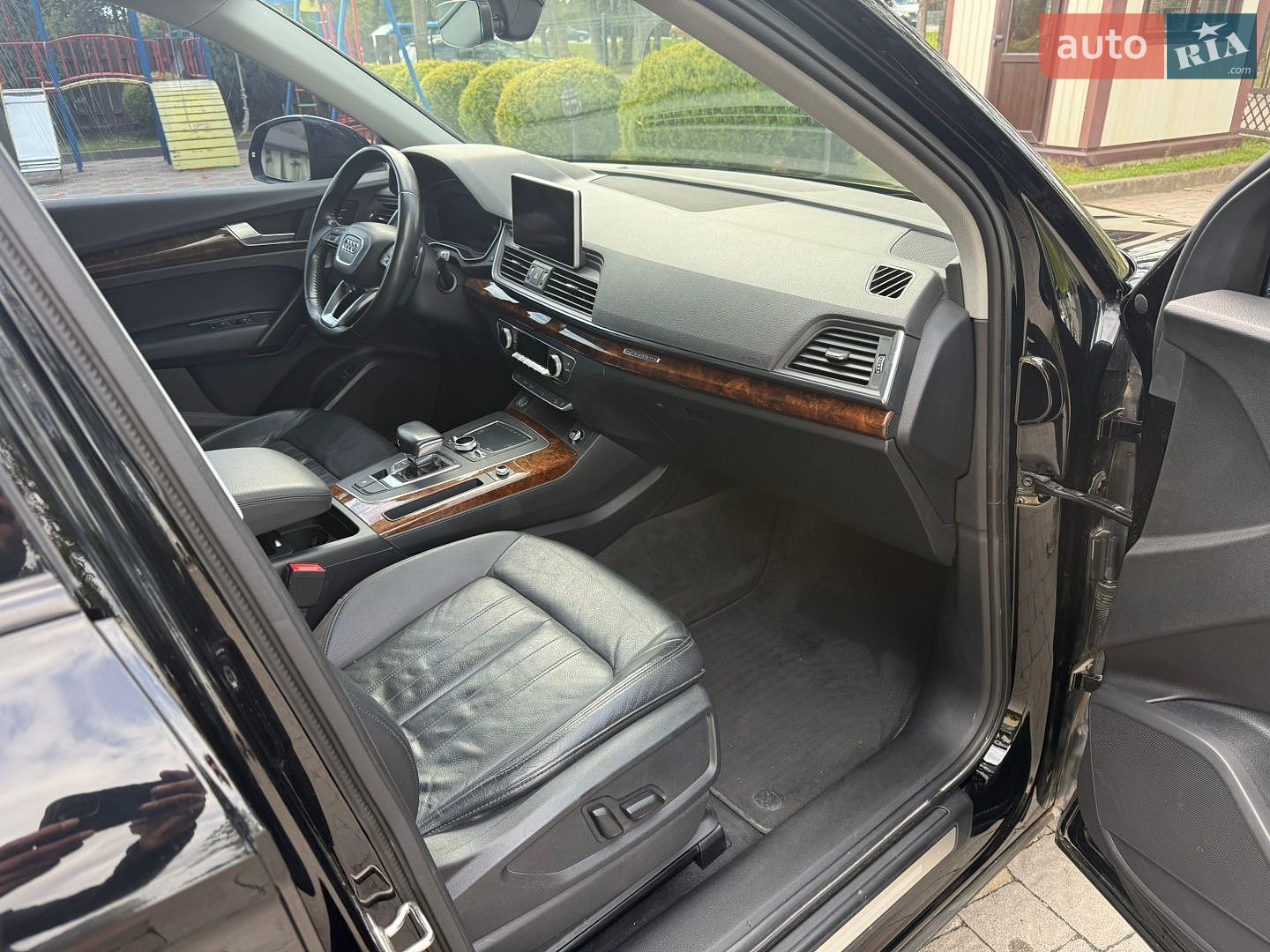 Audi Q5 2017 VIN WA1BNAFY2J2009912 фото оголошення 10 з 17