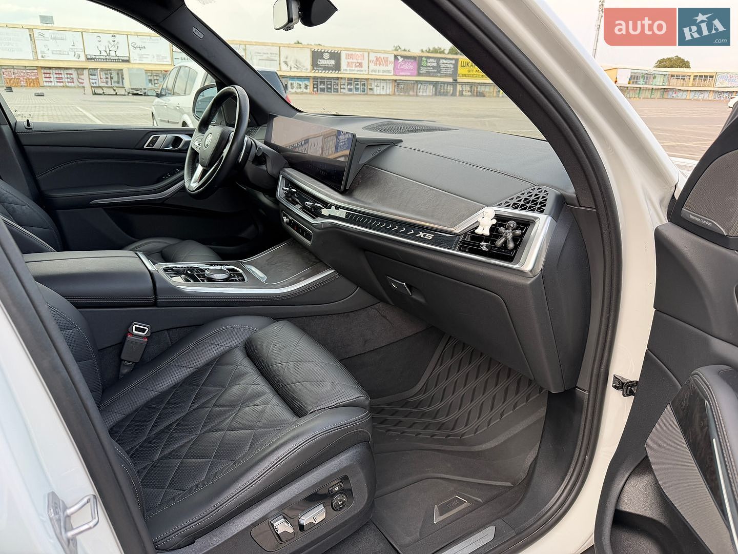 BMW X5 2024 VIN 5UX23EU04R9V29272 фото оголошення 10 з 17