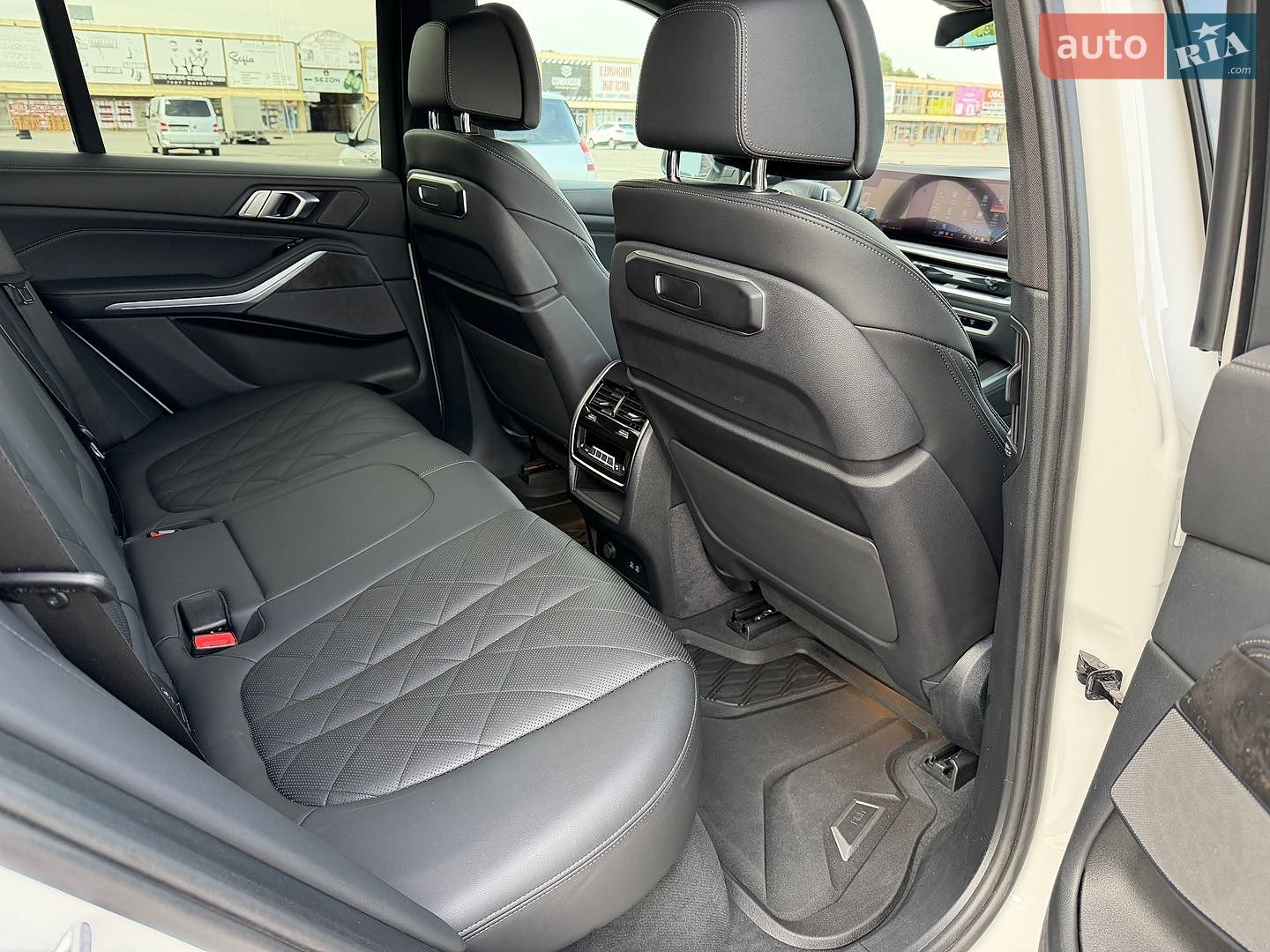 BMW X5 2024 VIN 5UX23EU04R9V29272 фото оголошення 15 з 17