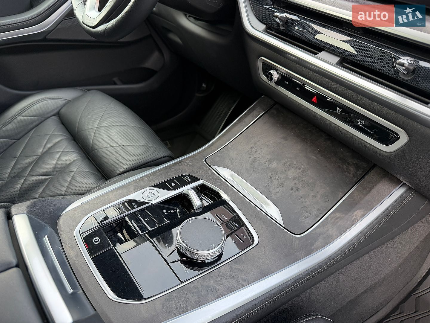 BMW X5 2024 VIN 5UX23EU04R9V29272 фото оголошення 16 з 23