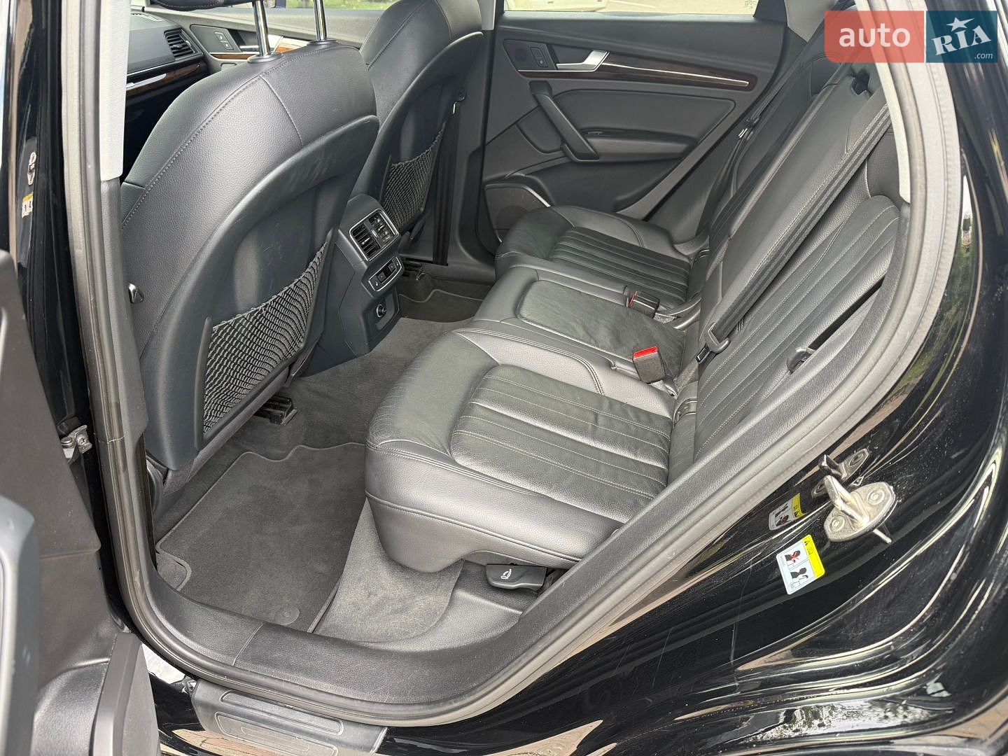 Audi Q5 2017 VIN WA1BNAFY2J2009912 фото оголошення 14 з 17