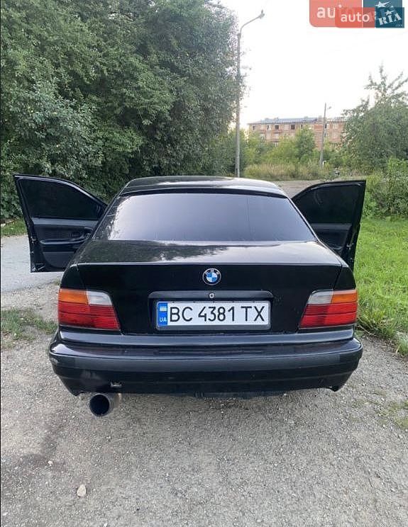 BMW 3 Series 1991 VIN WBACA31040EG64587 фото оголошення 3 з 4