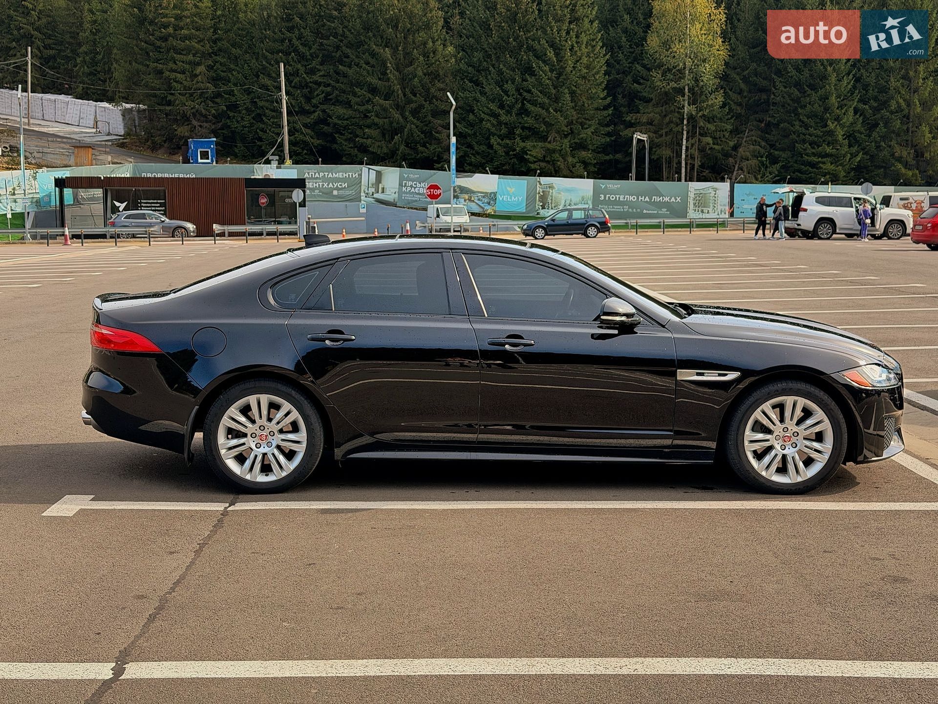 Jaguar XF 2016 VIN SAJBF4BV5GCY16073 фото оголошення 4 з 47