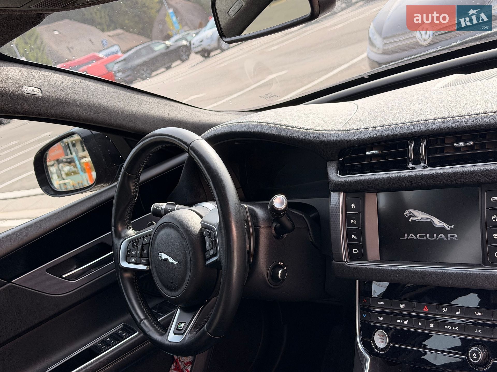 Jaguar XF 2016 VIN SAJBF4BV5GCY16073 фото оголошення 11 з 47