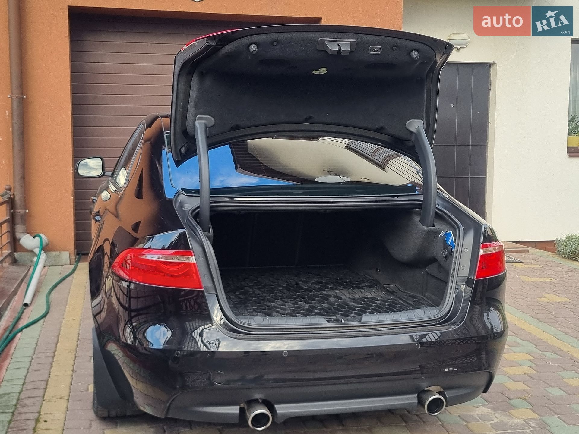 Jaguar XF 2016 VIN SAJBF4BV5GCY16073 фото оголошення 39 з 47