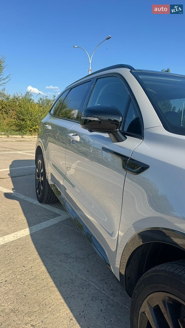 Kia Sorento 2023 VIN 5XYRKDLF9PG234490 фото оголошення 7 з 35