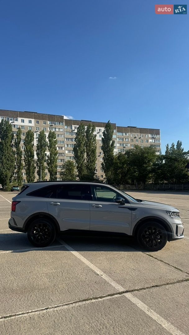 Kia Sorento 2023 VIN 5XYRKDLF9PG234490 фото оголошення 8 з 35