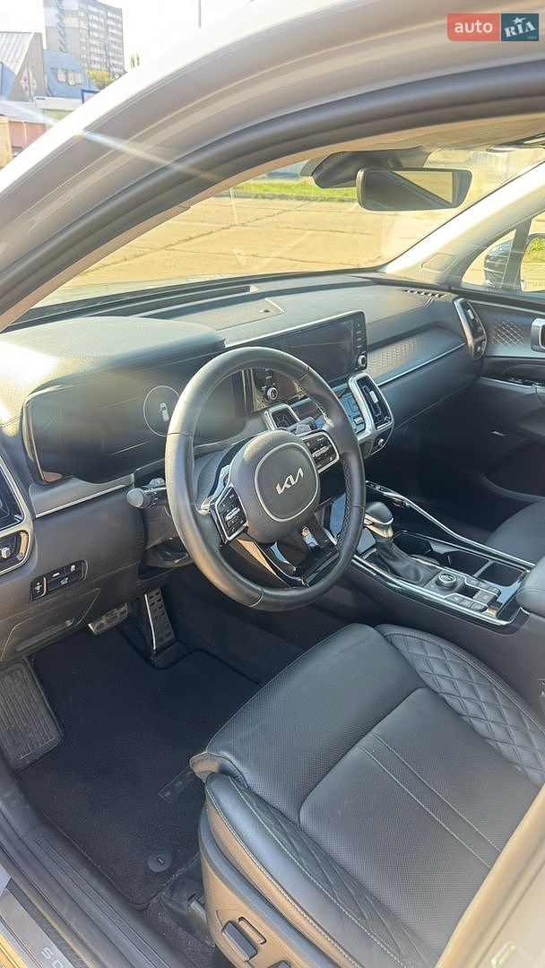 Kia Sorento 2023 VIN 5XYRKDLF9PG234490 фото оголошення 14 з 35