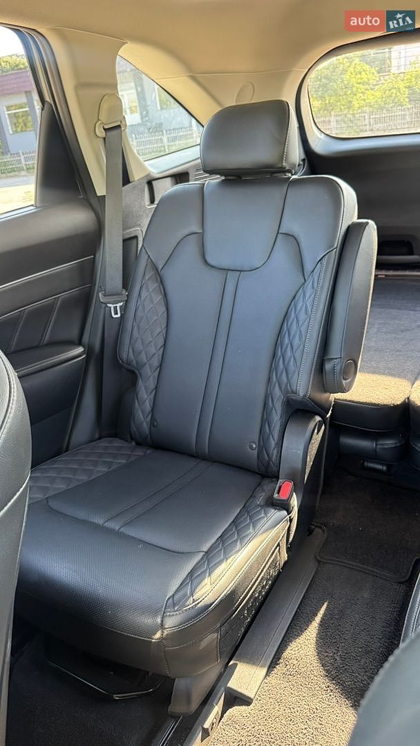 Kia Sorento 2023 VIN 5XYRKDLF9PG234490 фото оголошення 28 з 35