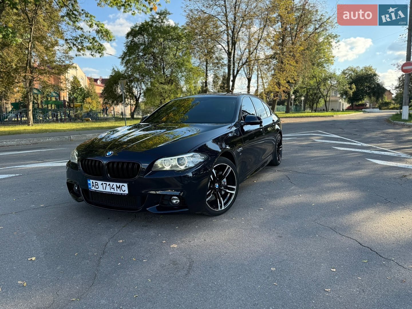 BMW 5 Series 2013 VIN WBA5D31080D059619 фото оголошення 2 з 123