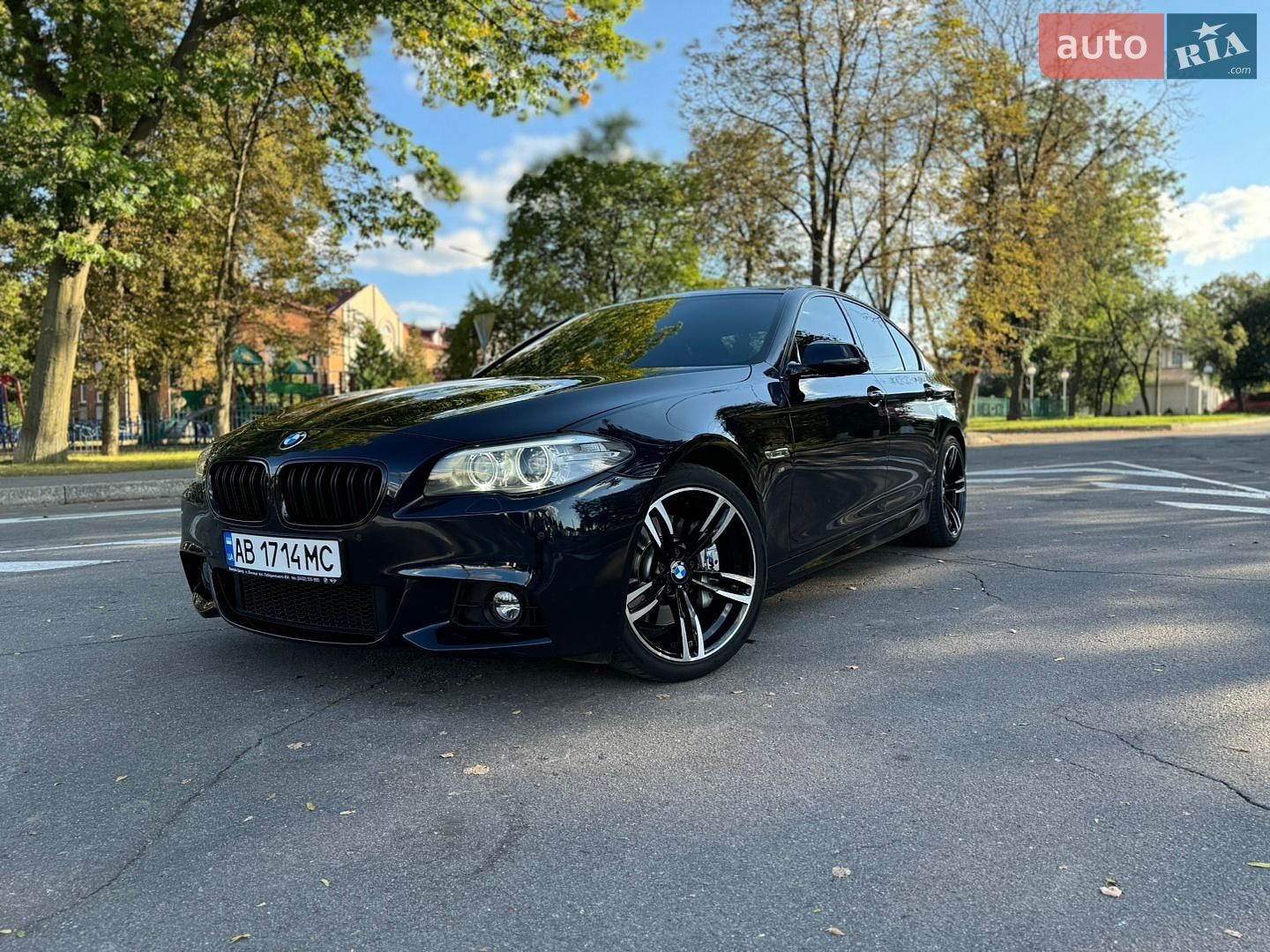 BMW 5 Series 2013 VIN WBA5D31080D059619 фото оголошення 4 з 123