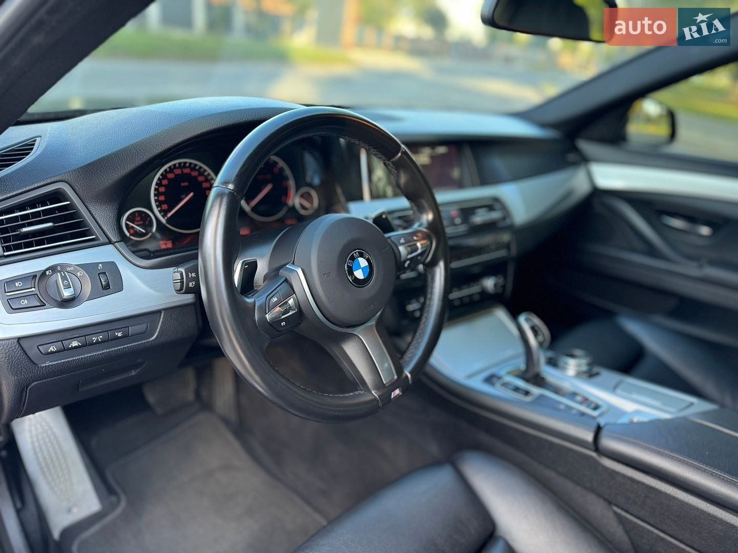 BMW 5 Series 2013 VIN WBA5D31080D059619 фото оголошення 105 з 123