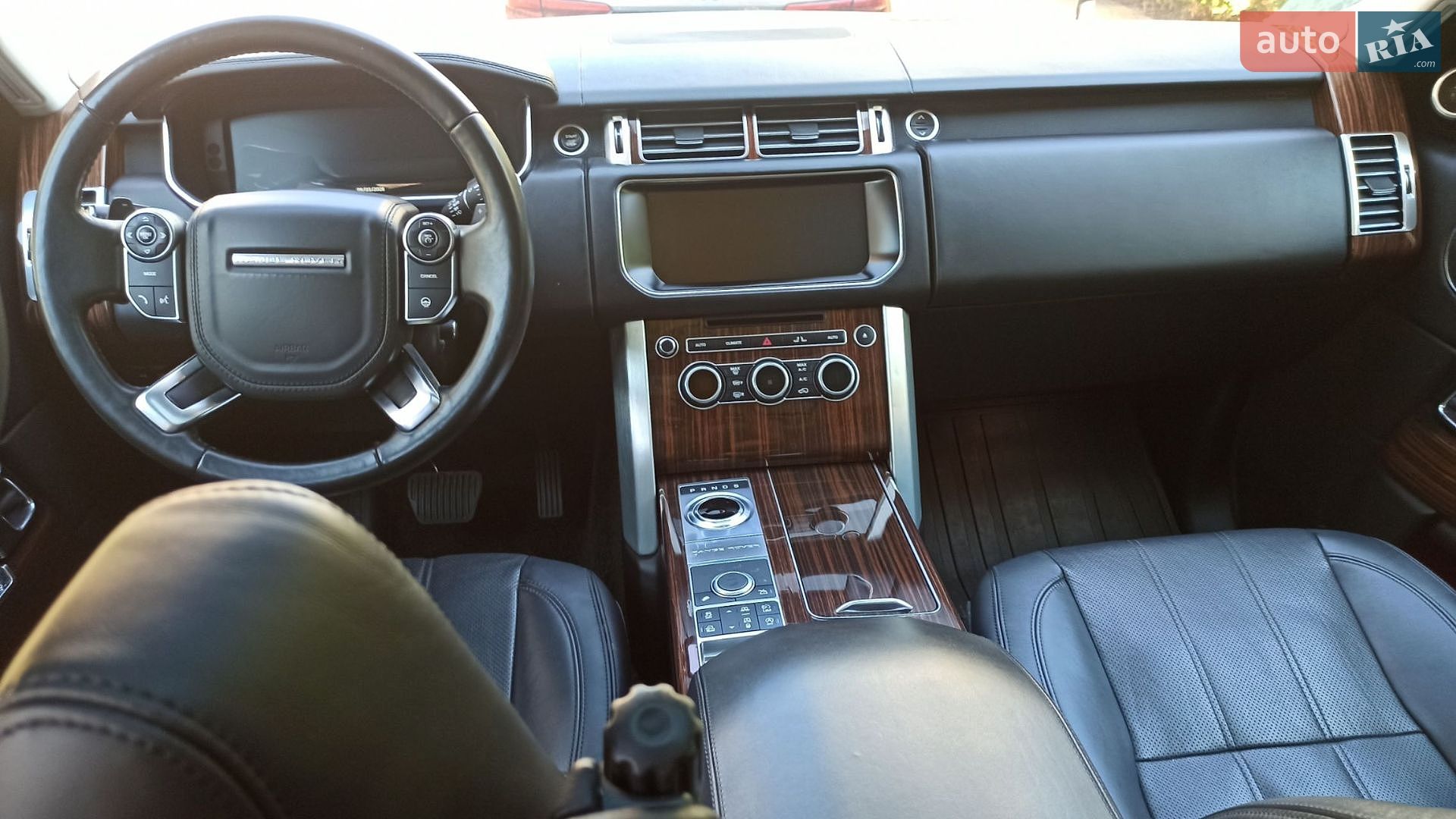 Land Rover Range Rover 2017 VIN SALGS2FK5HA355449 фото оголошення 41 з 93