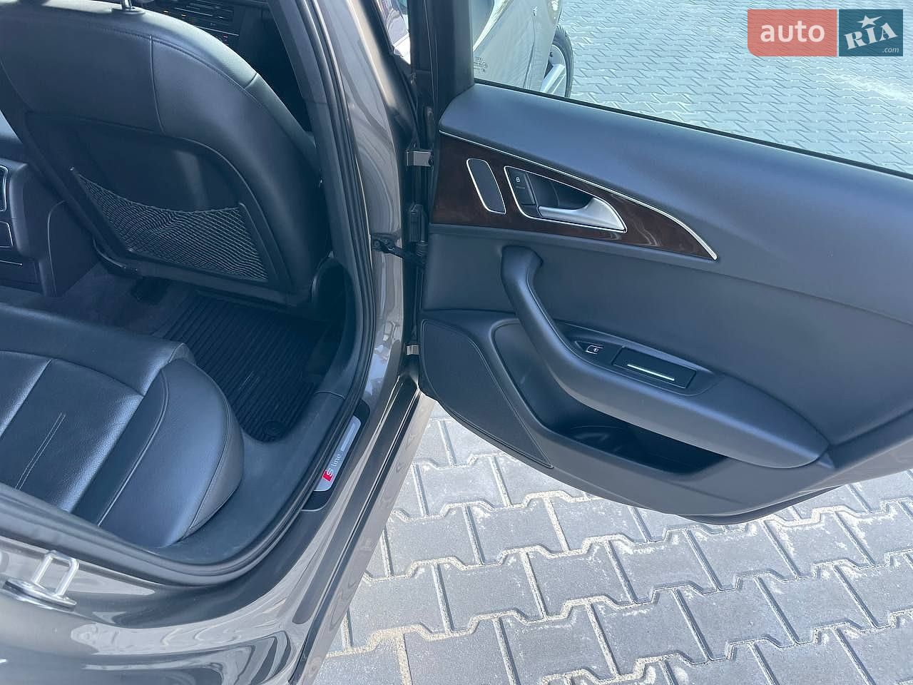 Audi A6 2015 VIN WAUGFAFC4GN057607 фото оголошення 12 з 29
