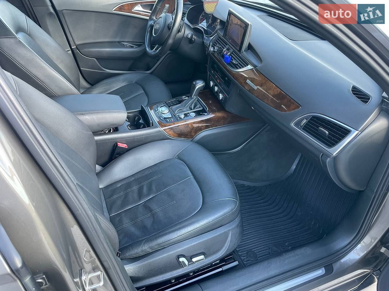 Audi A6 2015 VIN WAUGFAFC4GN057607 фото оголошення 14 з 29