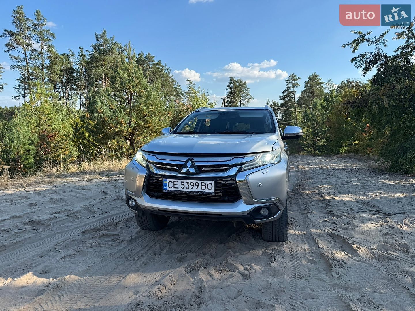 Mitsubishi Pajero Sport 2017 VIN MMCGUKS10HHZ02849 фото оголошення 13 з 33