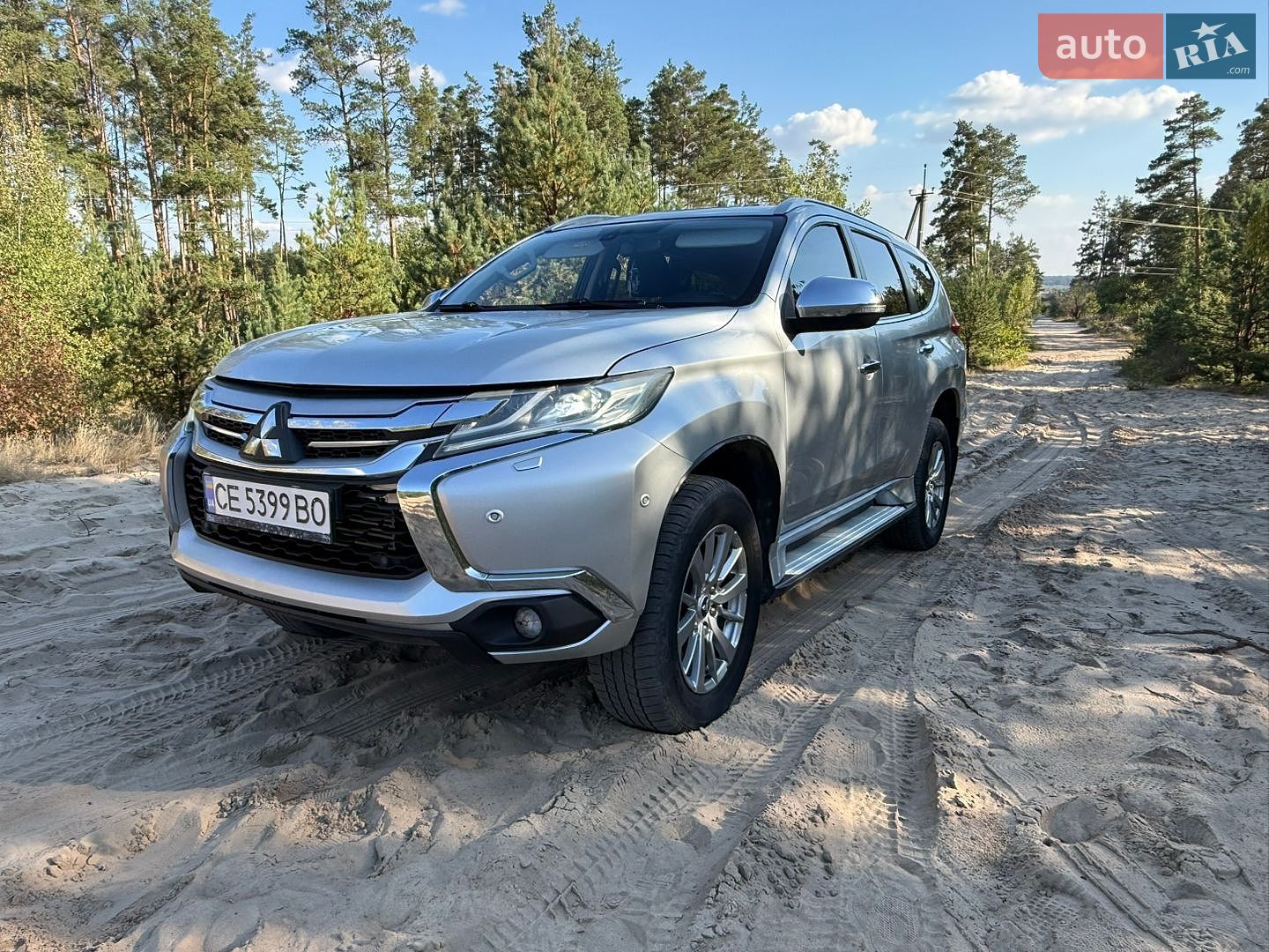 Mitsubishi Pajero Sport 2017 VIN MMCGUKS10HHZ02849 фото оголошення 14 з 33