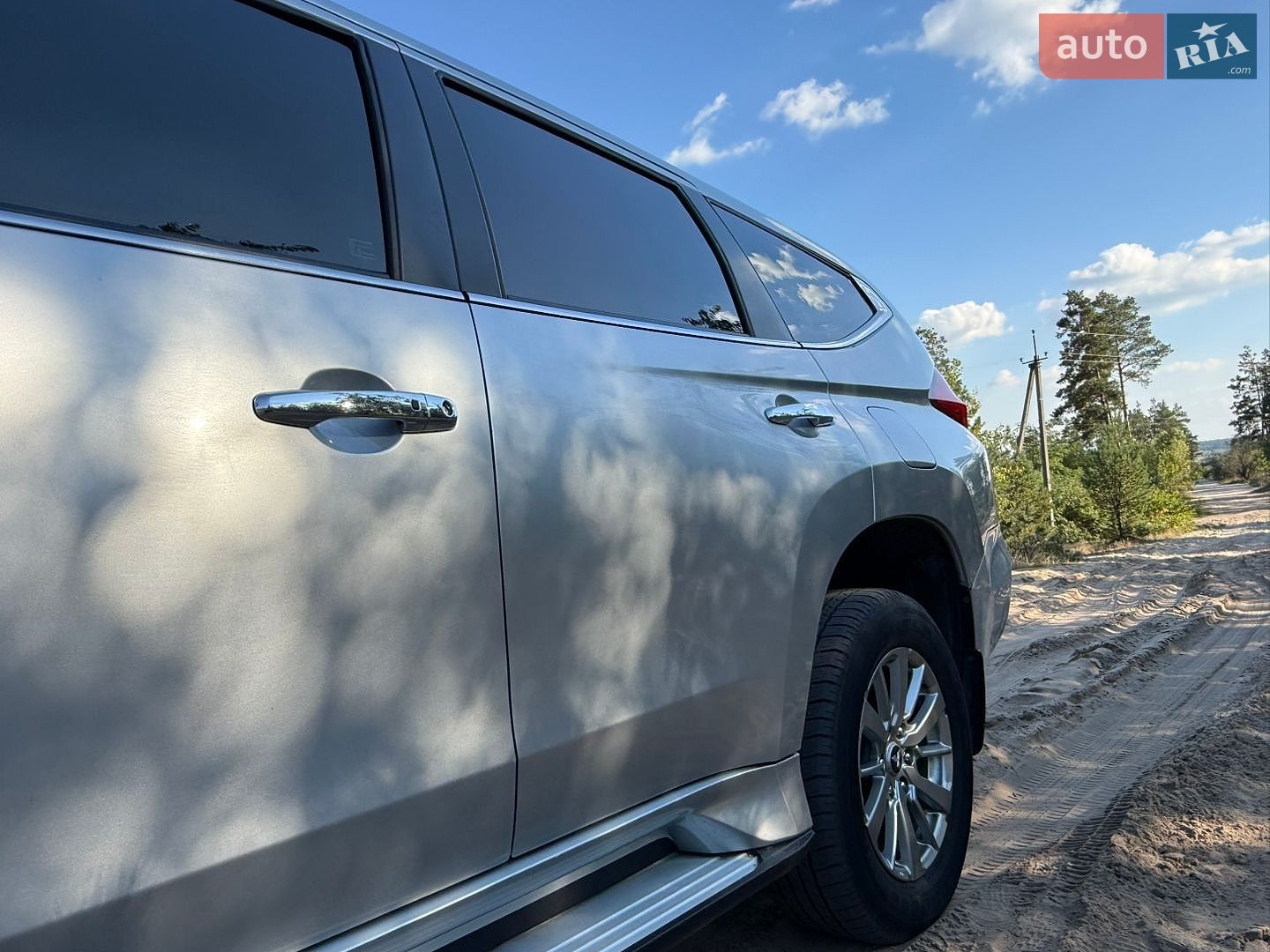 Mitsubishi Pajero Sport 2017 VIN MMCGUKS10HHZ02849 фото оголошення 20 з 33