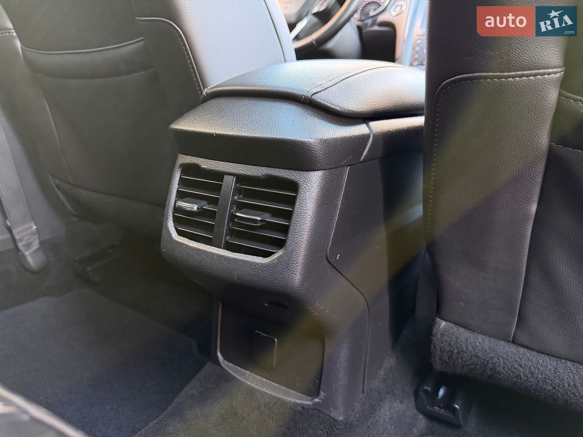 Ford Mondeo 2016 VIN WF0FXXWPCFGD68851 фото оголошення 55 з 64