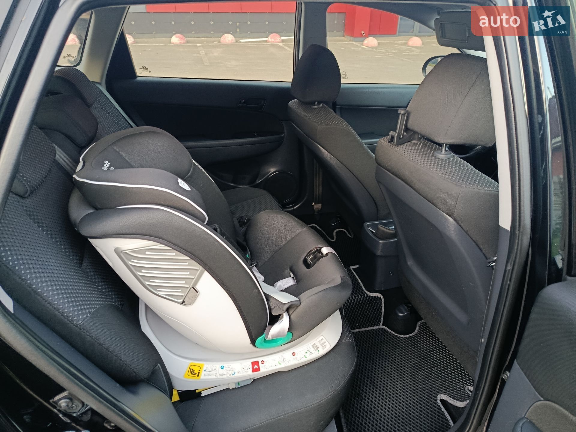 Hyundai i30 2012 VIN TMADB81SACJ096921 фото оголошення 6 з 9