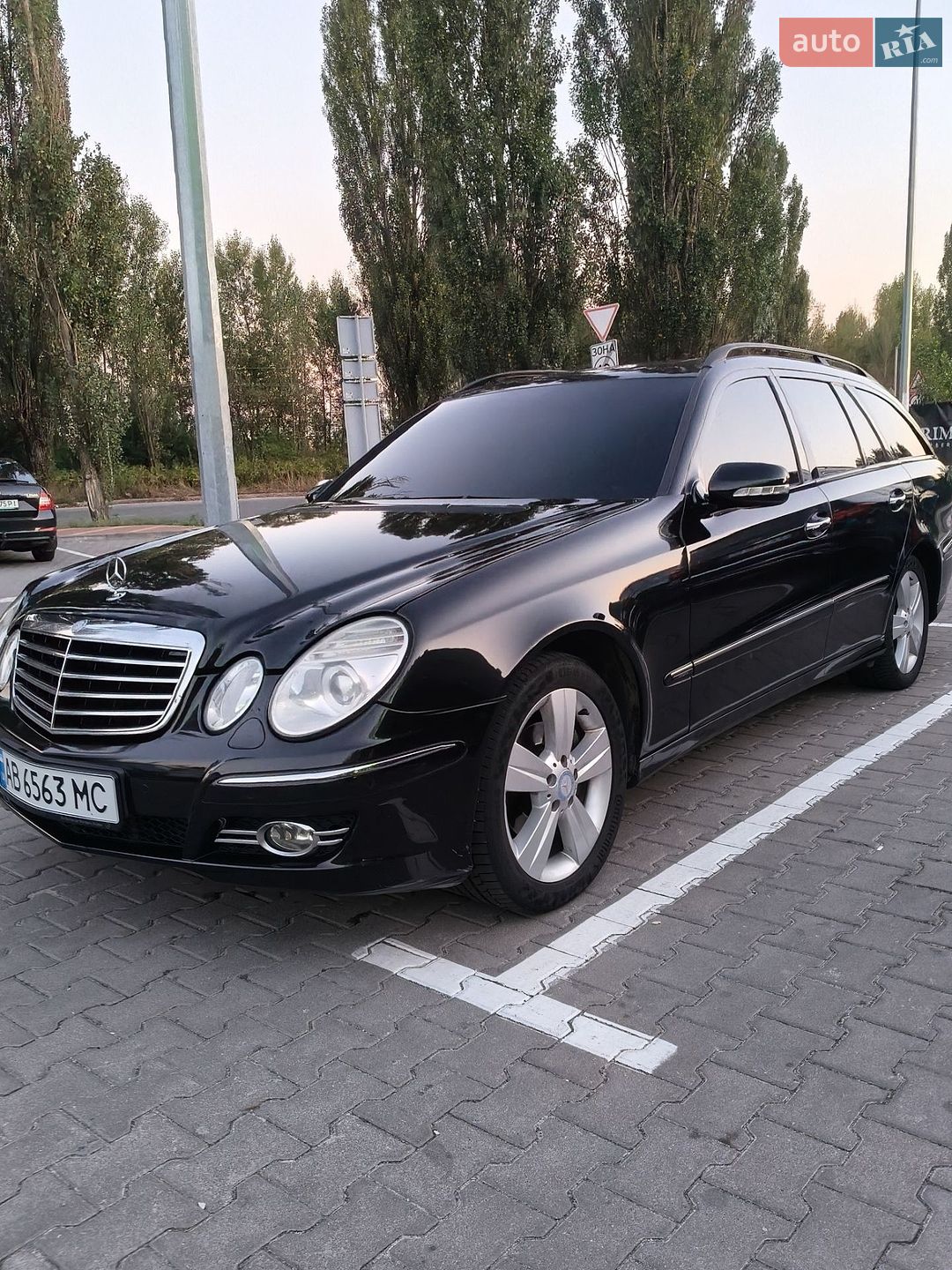 Mercedes-Benz E-Class 2005 VIN WDB2112201A886093 фото оголошення 9 з 51