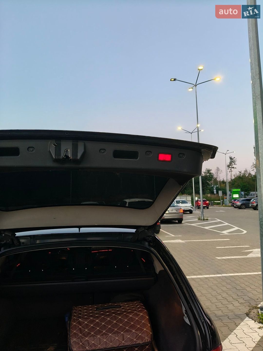 Mercedes-Benz E-Class 2005 VIN WDB2112201A886093 фото оголошення 27 з 51