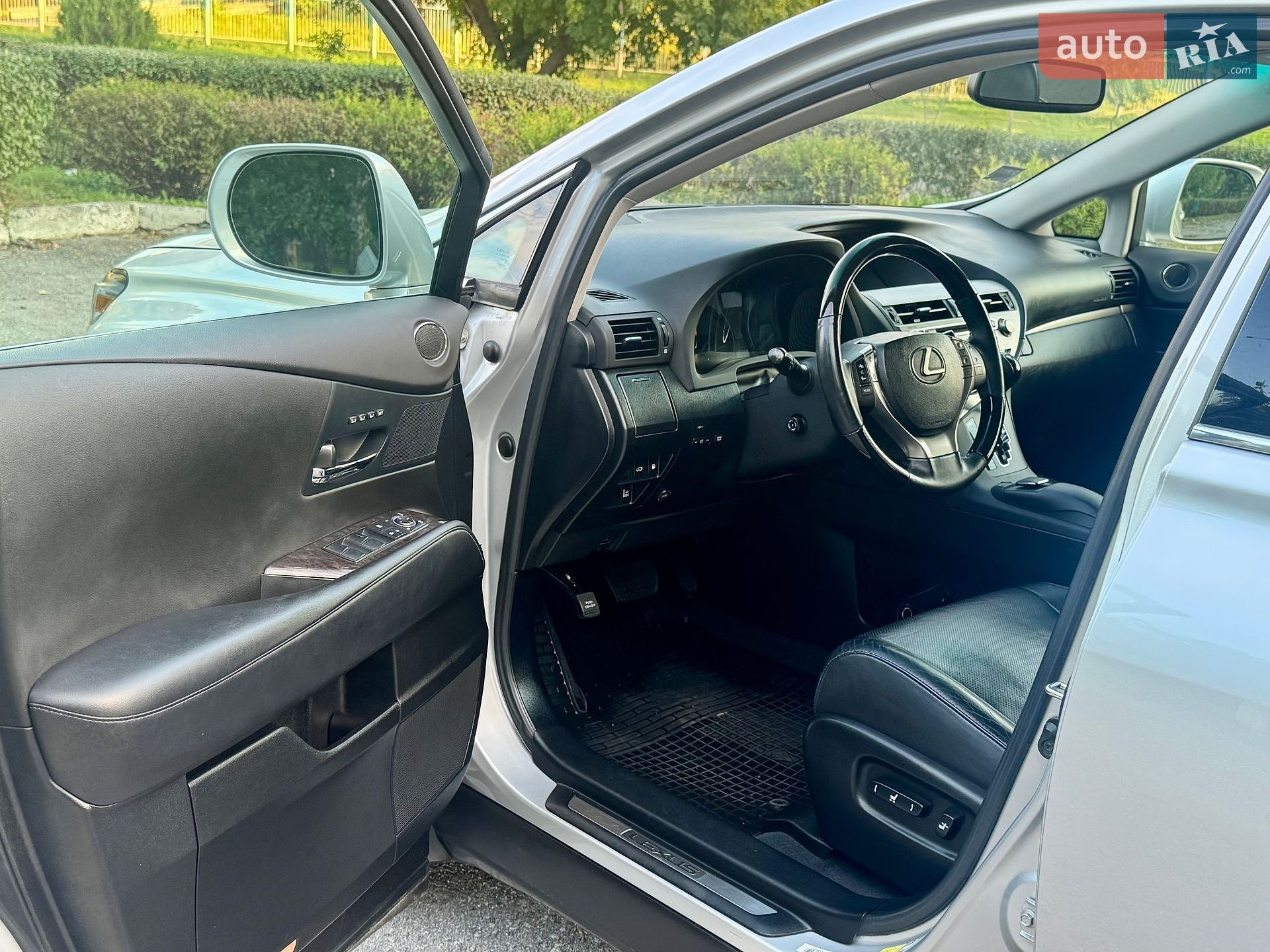 Lexus RX 2012 VIN 2T2BK1BA3DC188633 фото оголошення 12 з 38