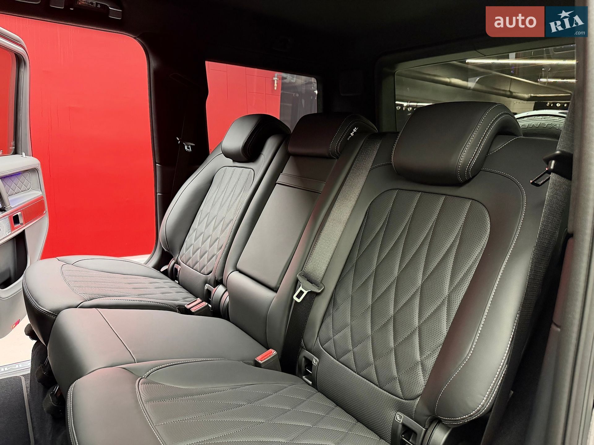 Mercedes-Benz G-Class 2026 VIN W1NWH5AB1VX099869 фото оголошення 41 з 60