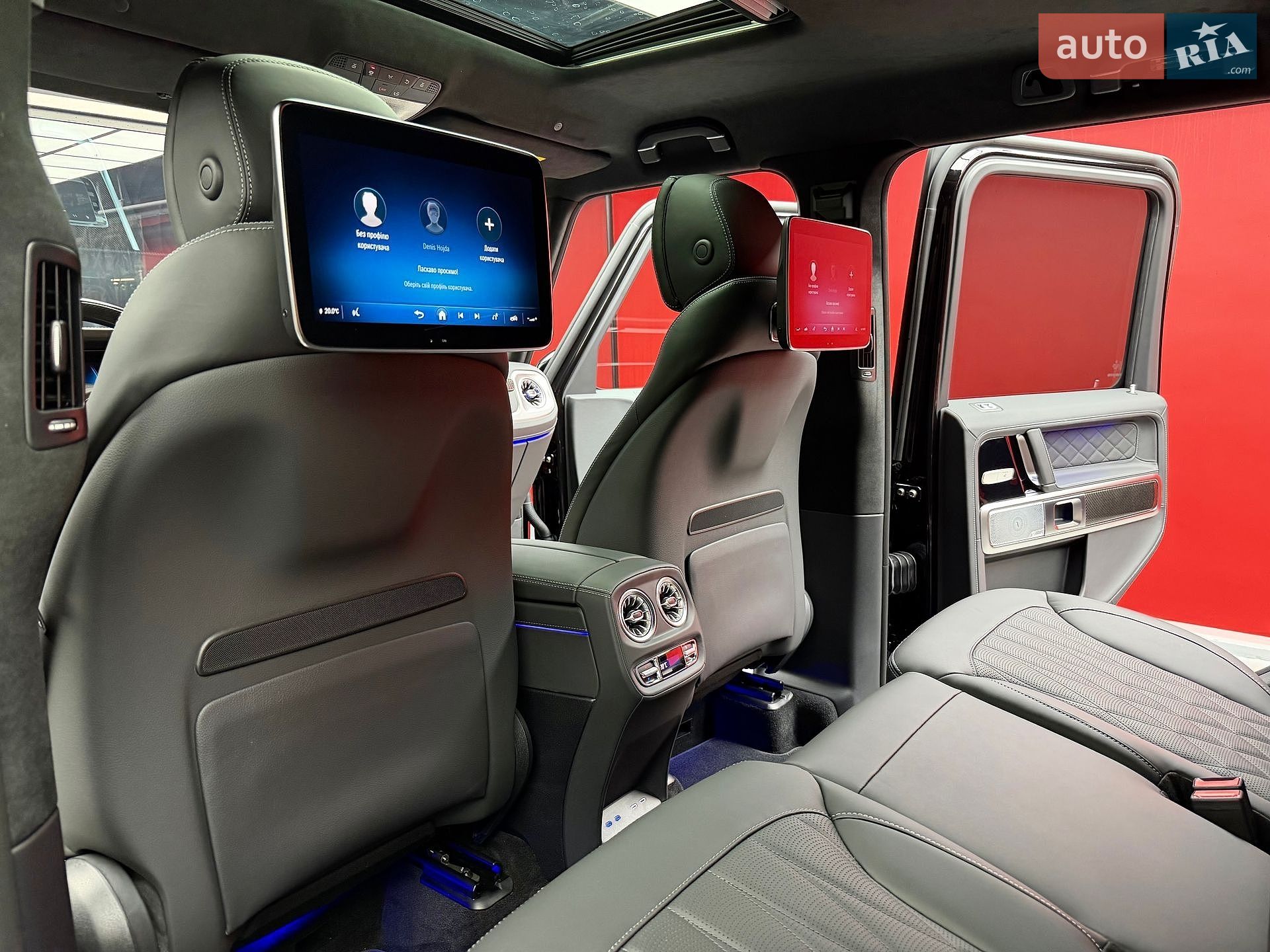Mercedes-Benz G-Class 2026 VIN W1NWH5AB1VX099869 фото оголошення 43 з 60