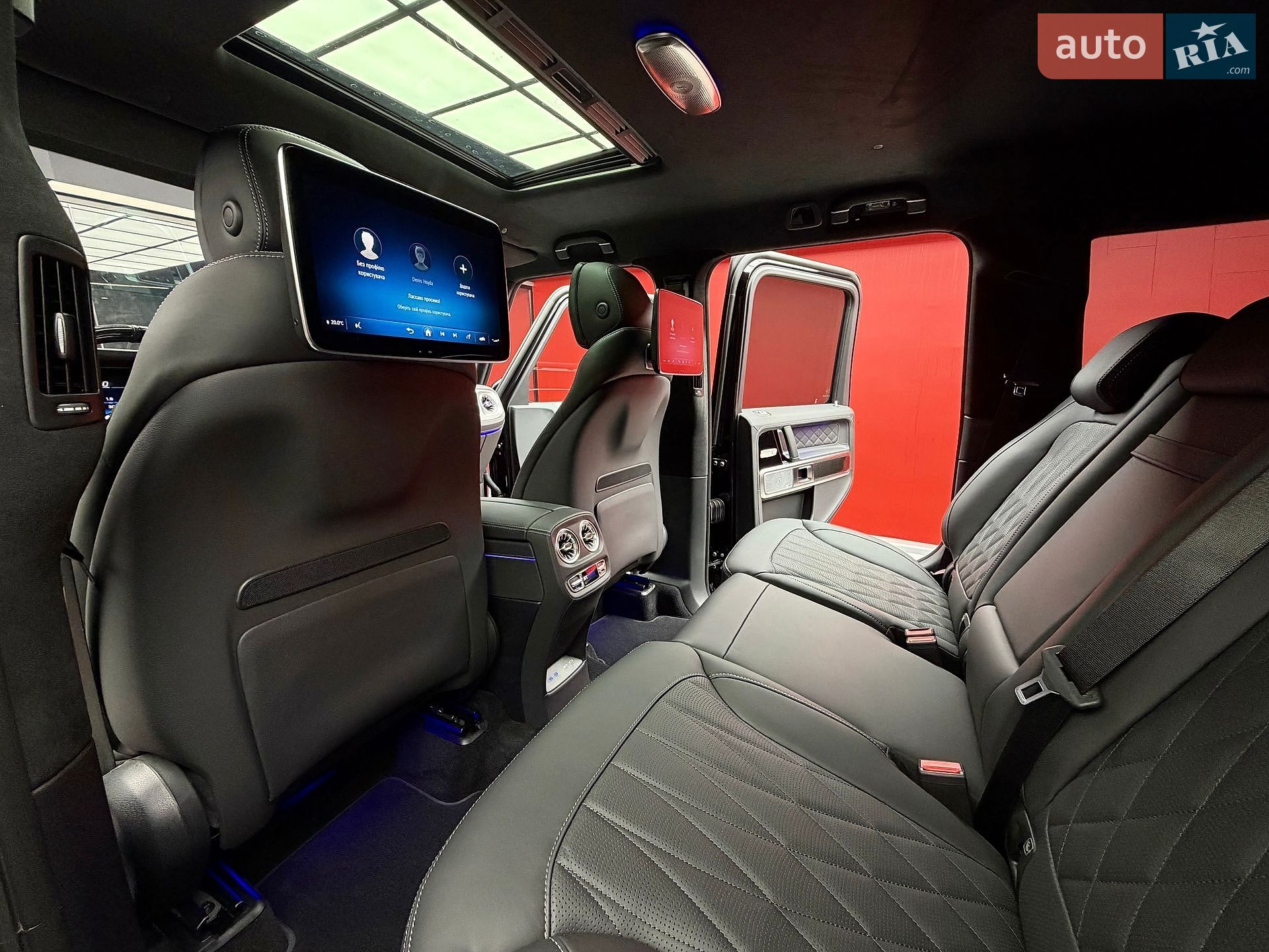 Mercedes-Benz G-Class 2026 VIN W1NWH5AB1VX099869 фото оголошення 44 з 60