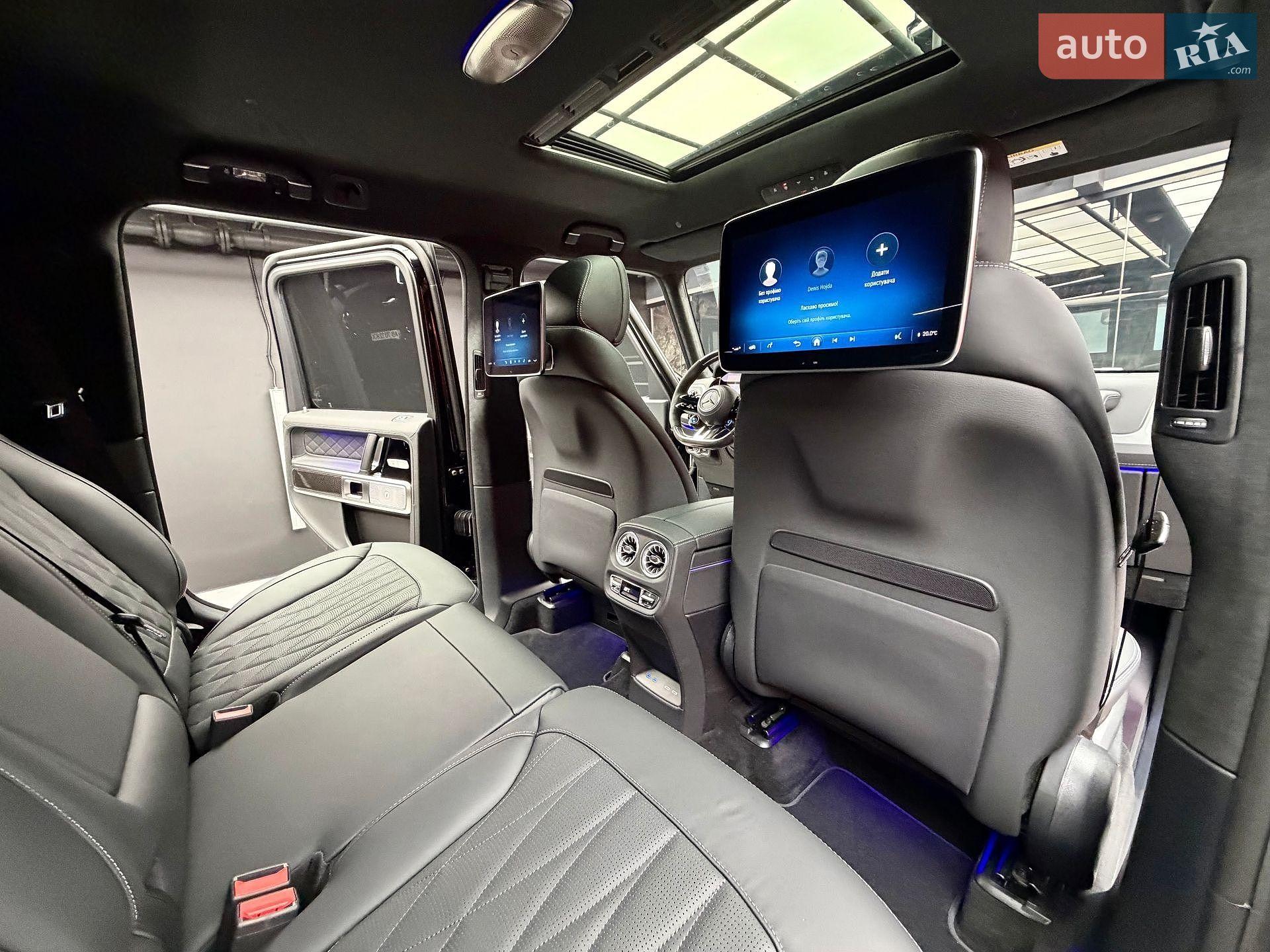 Mercedes-Benz G-Class 2026 VIN W1NWH5AB1VX099869 фото оголошення 51 з 60
