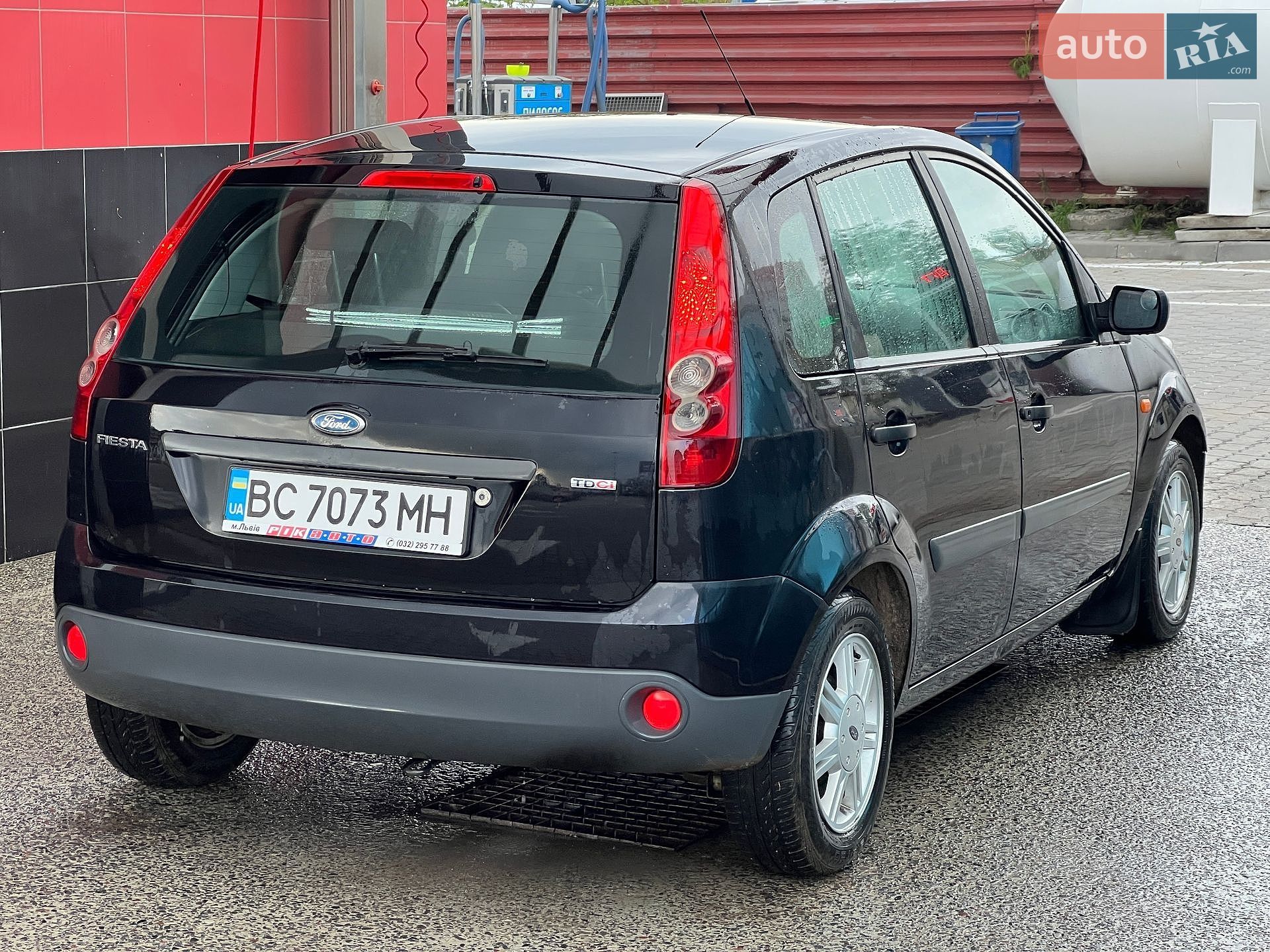 Ford Fiesta 2007 VIN WF0HXXGAJH7U50227 фото оголошення 3 з 19
