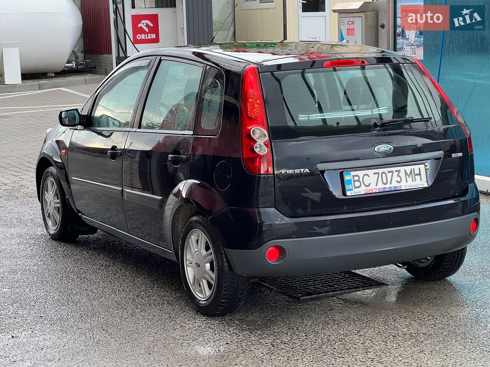 Ford Fiesta 2007 VIN WF0HXXGAJH7U50227 фото оголошення 4 з 19