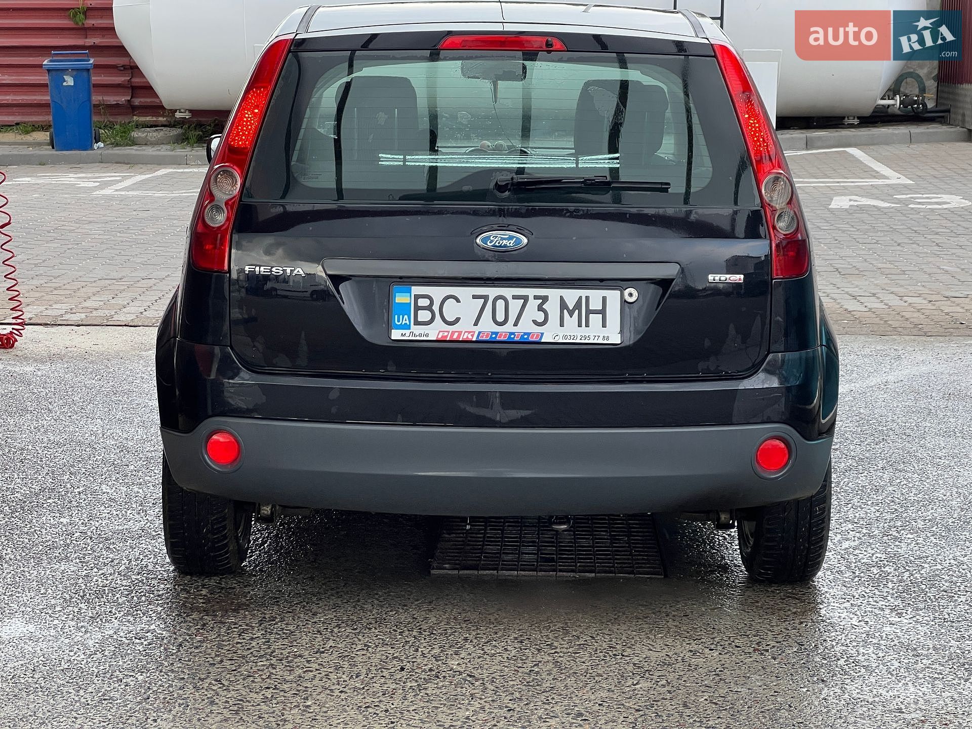 Ford Fiesta 2007 VIN WF0HXXGAJH7U50227 фото оголошення 2 з 19