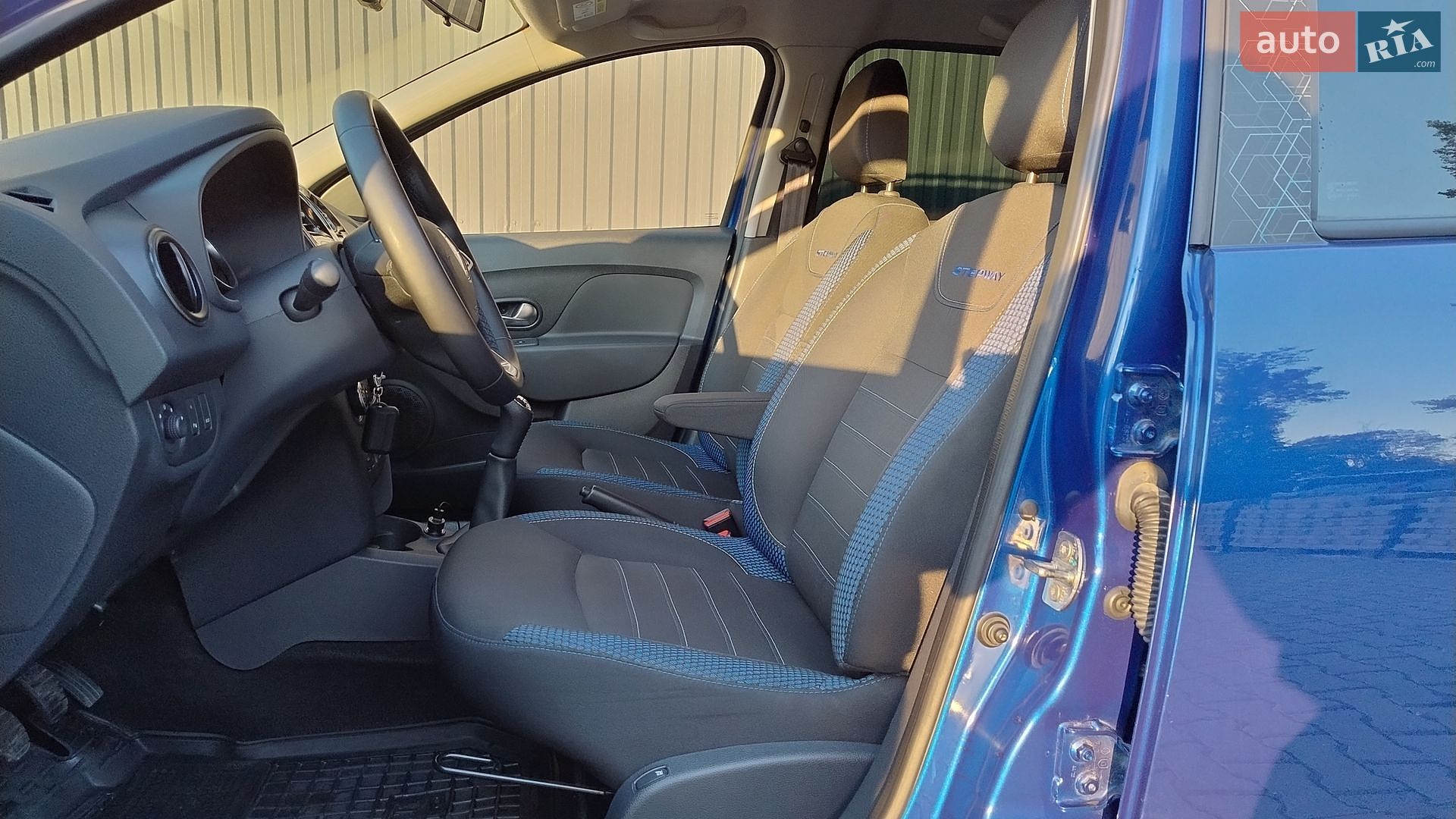 Renault Sandero 2020 VIN VF15SRCLC66340151 фото оголошення 16 з 34