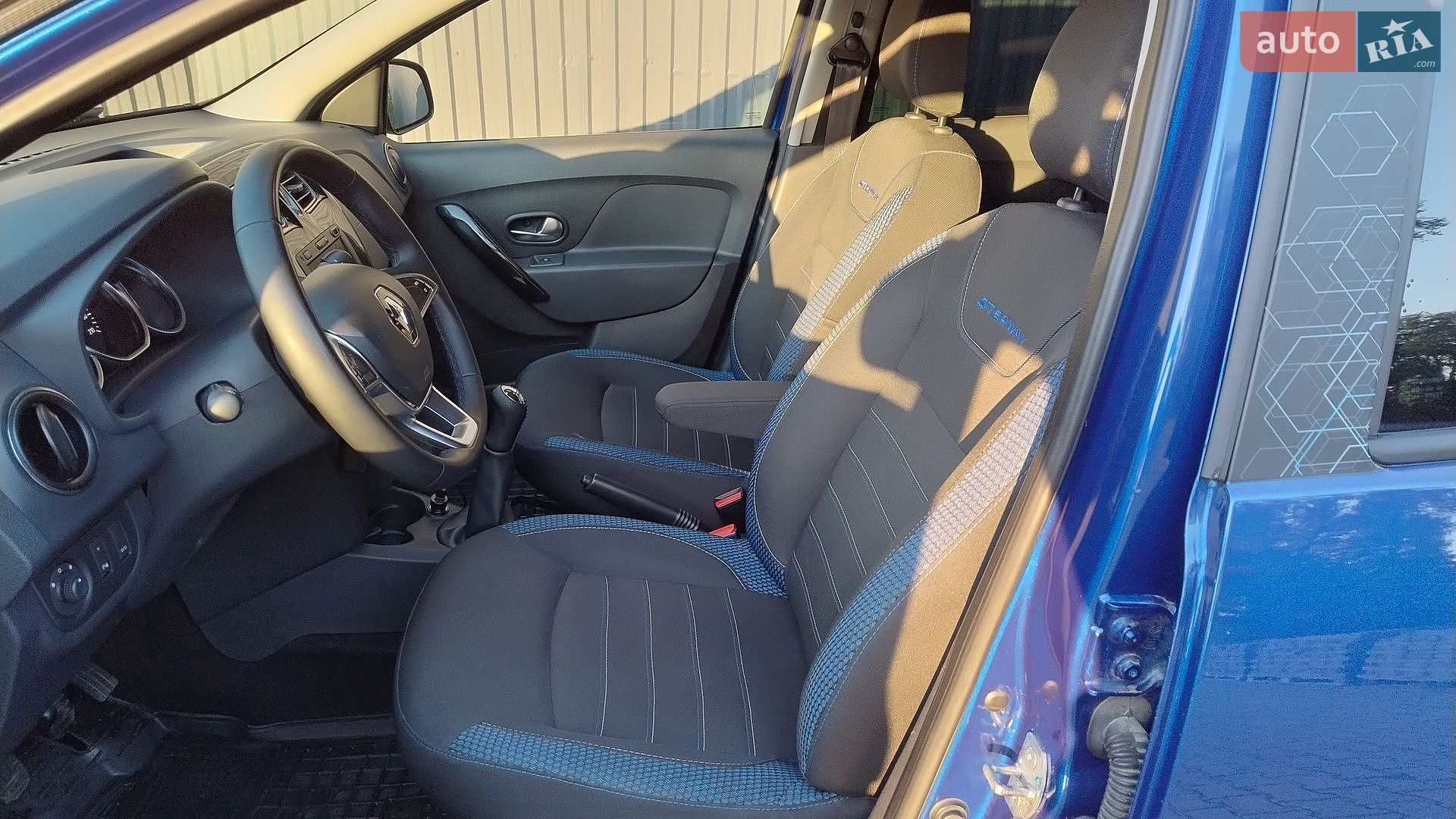 Renault Sandero 2020 VIN VF15SRCLC66340151 фото оголошення 17 з 34