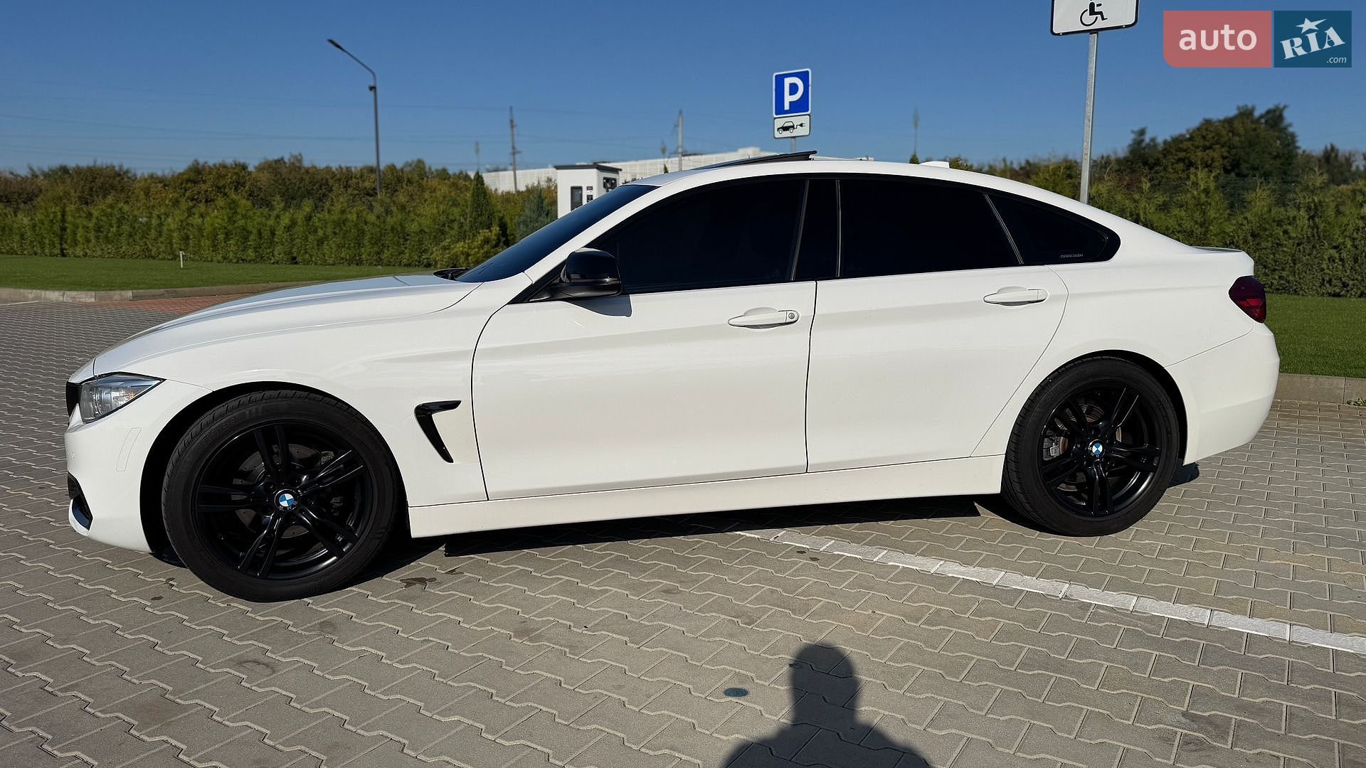 BMW 4 Series Gran Coupe 2015 VIN WBA4A9C57GGL87381 фото оголошення 4 з 68
